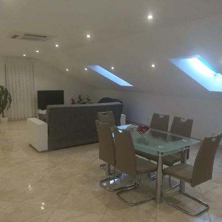 Apartman Daria Apartment Trogir Ngoại thất bức ảnh