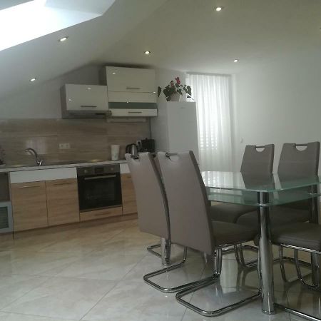 Apartman Daria Apartment Trogir Ngoại thất bức ảnh