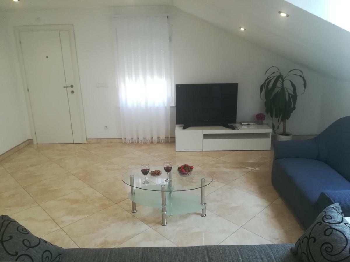 Apartman Daria Apartment Trogir Ngoại thất bức ảnh